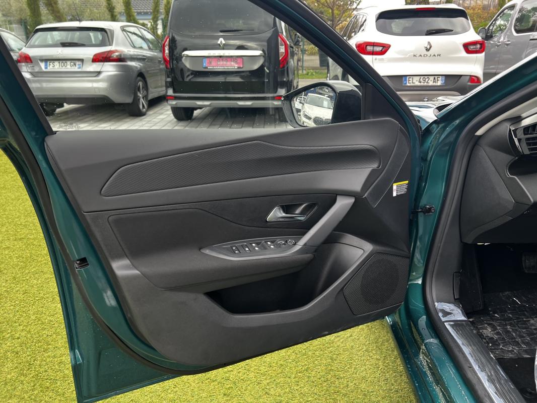 Peugeot 308 — photo 13 sur 13