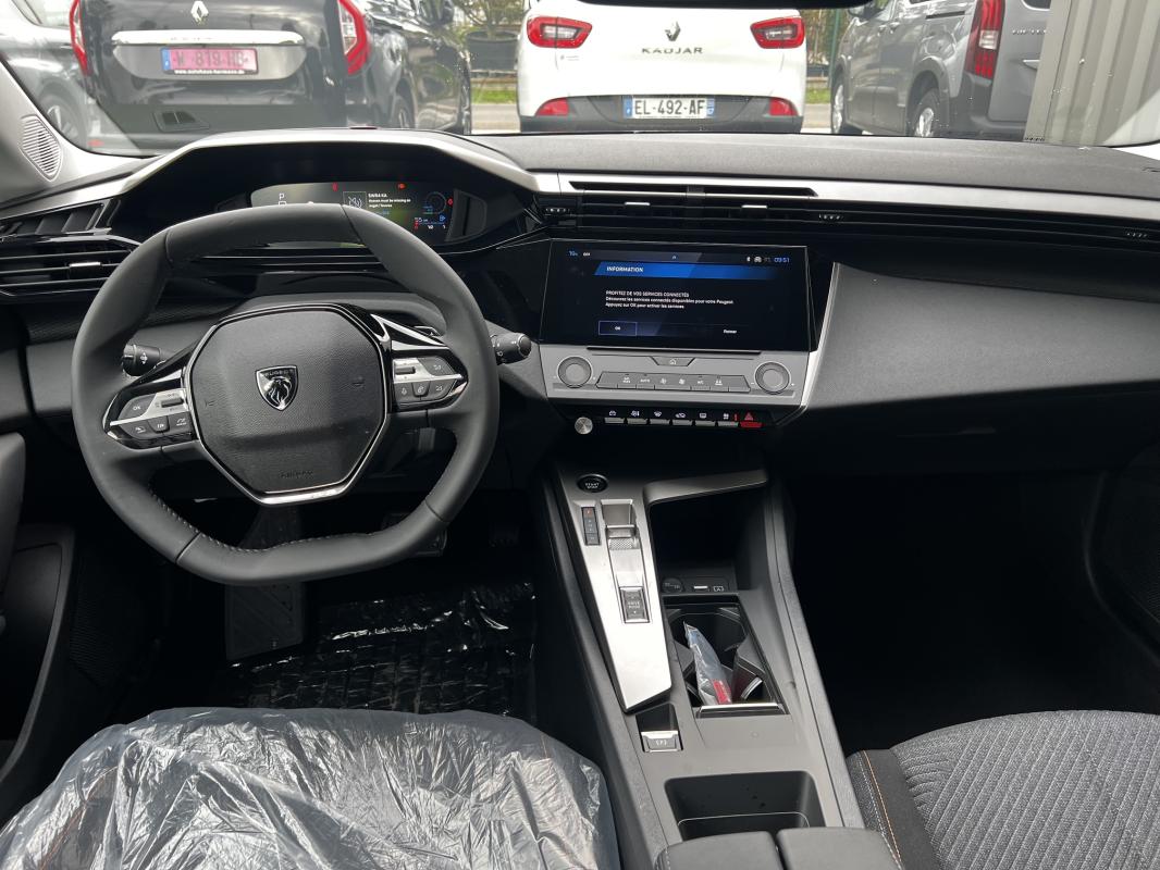 Peugeot 308 — photo 9 sur 13