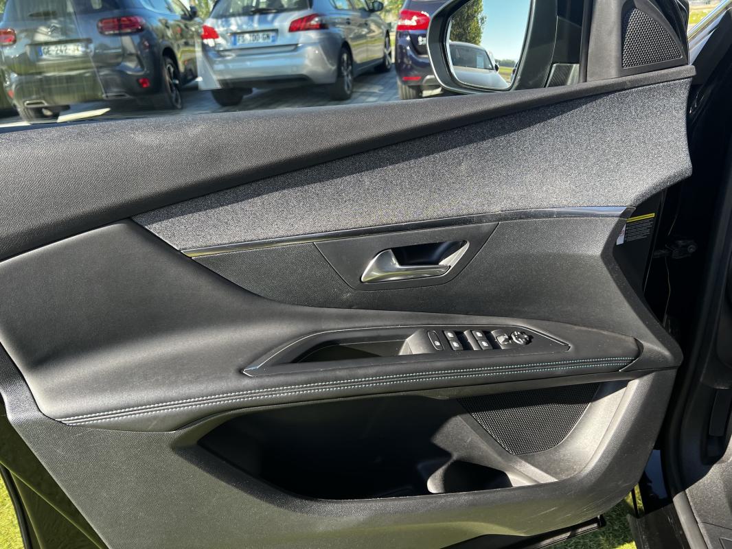 Peugeot 3008 — photo 12 sur 12