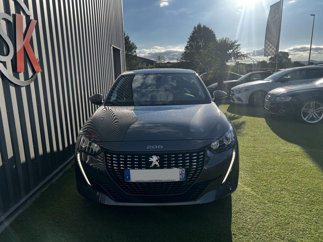 Peugeot 208 — photo 2 sur 10