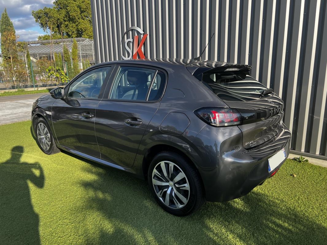 Peugeot 208 — photo 4 sur 10