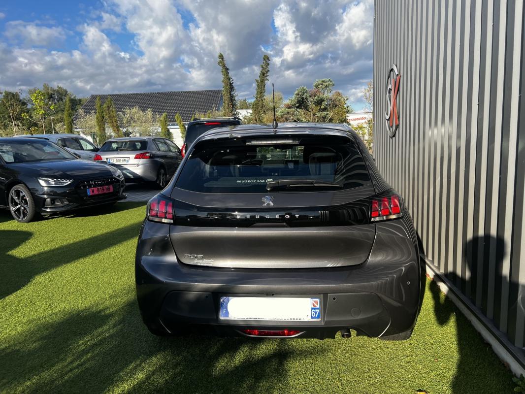 Peugeot 208 — photo 5 sur 10