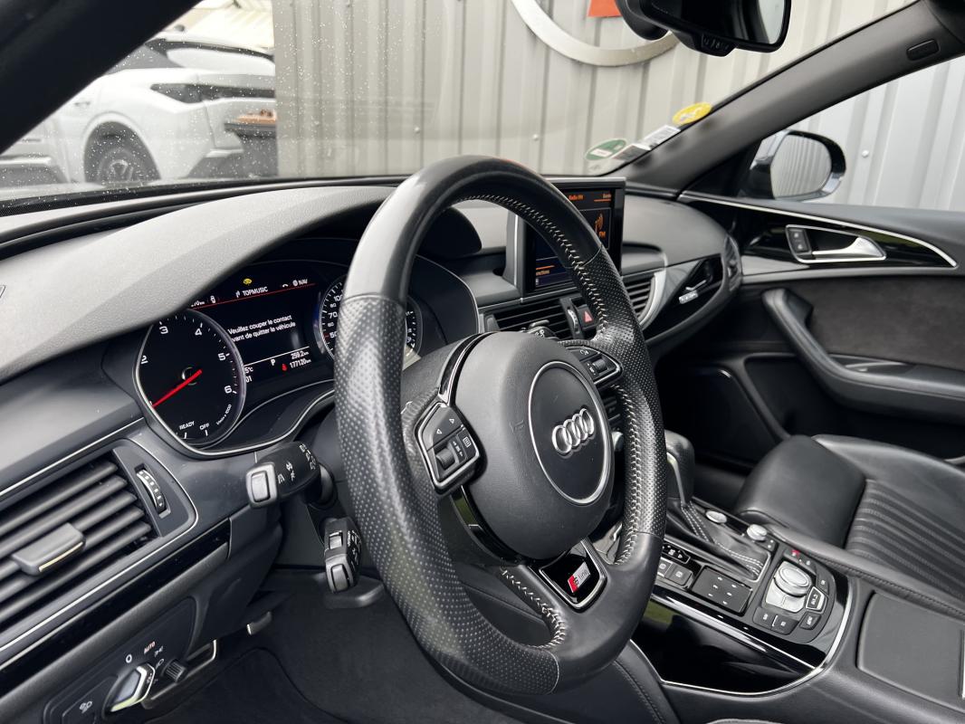 Audi A6 Avant — photo 19 sur 20