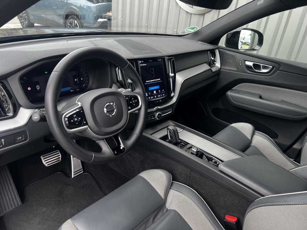Volvo XC60 — photo 11 sur 12