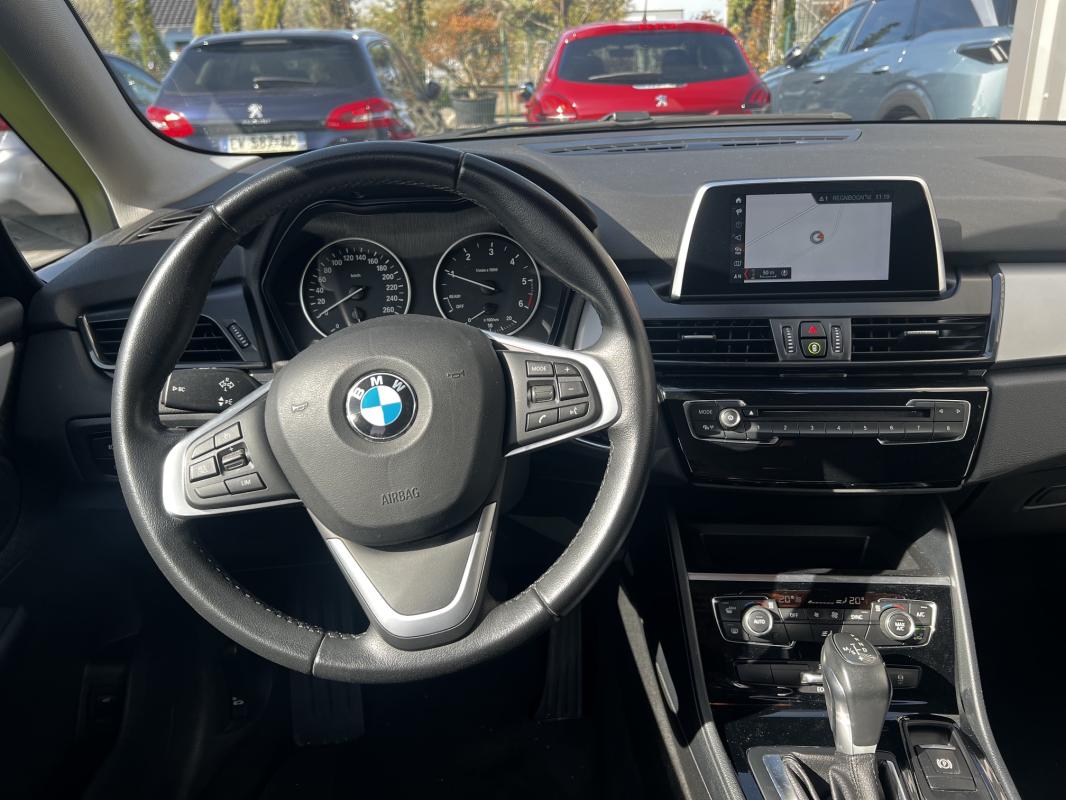 BMW Serie 2 — photo 11 sur 13