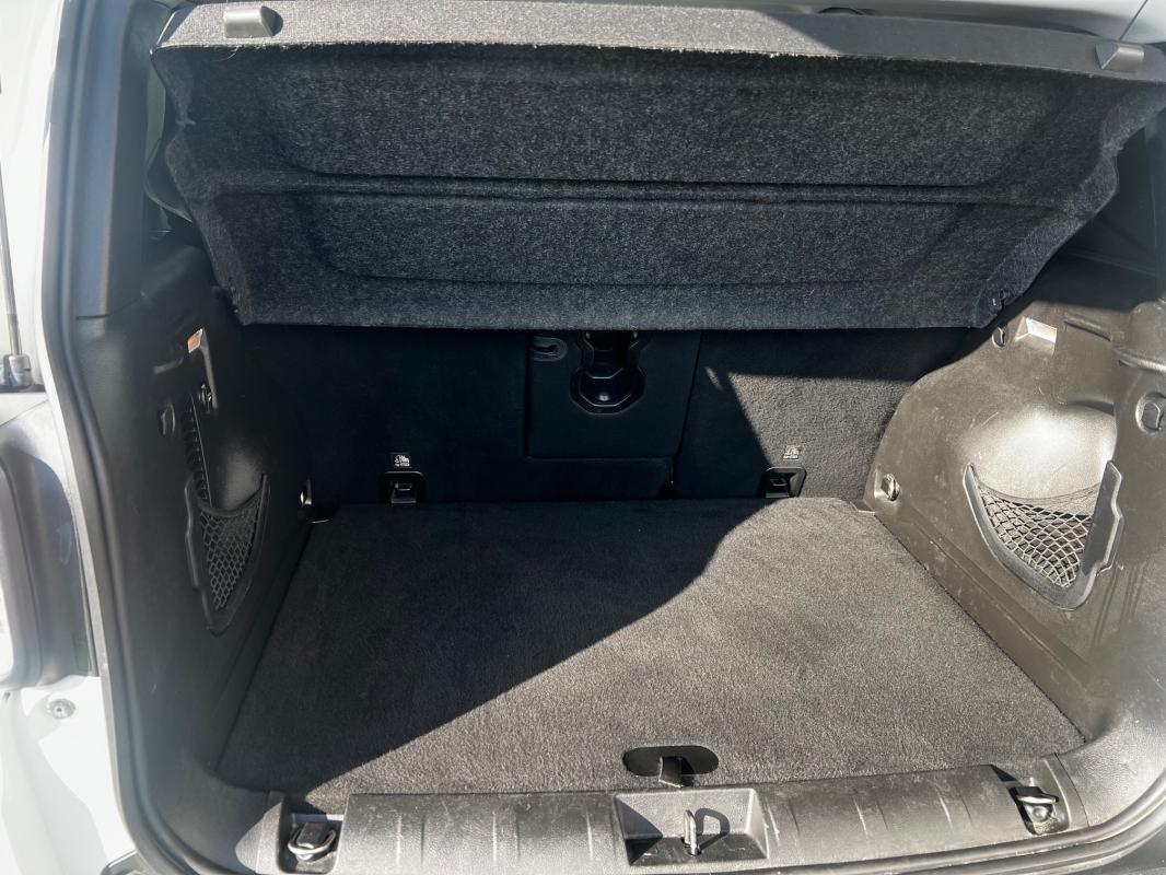 Jeep Renegade — photo 12 sur 12