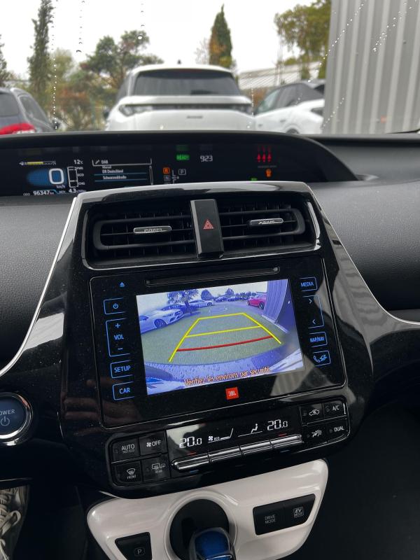 Toyota Prius — photo 11 sur 11