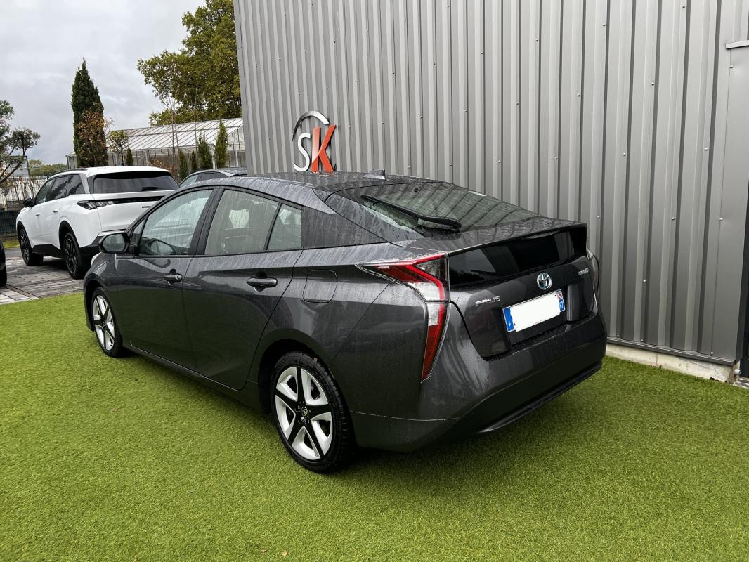 Toyota Prius — photo 5 sur 11