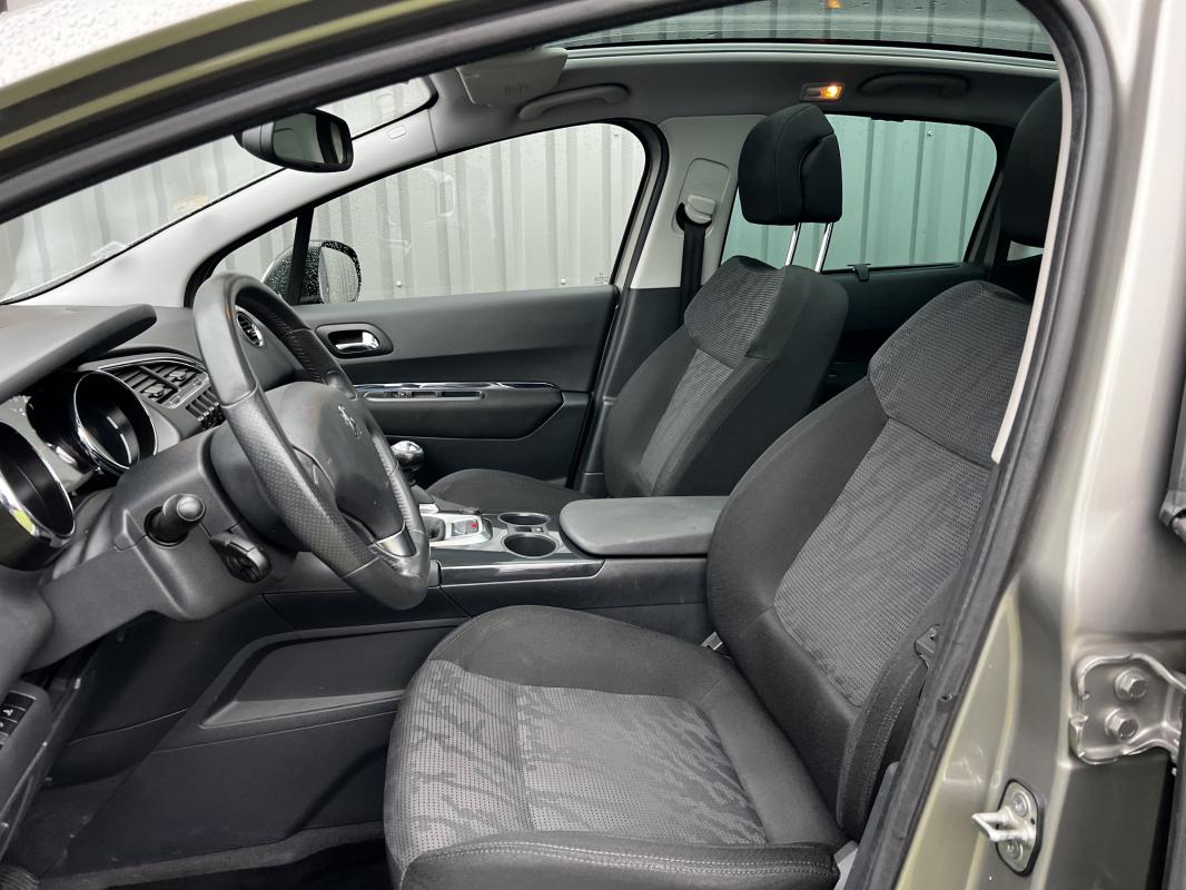 Peugeot 3008 — photo 11 sur 13