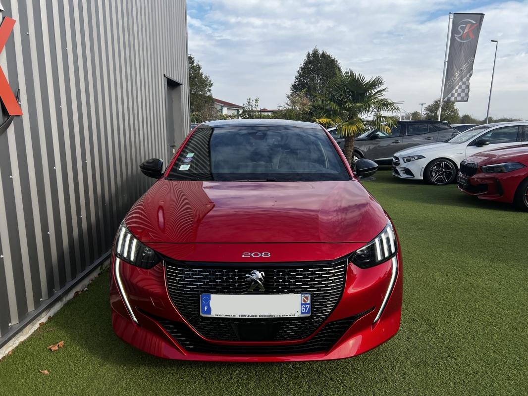 Peugeot 208 — photo 2 sur 8